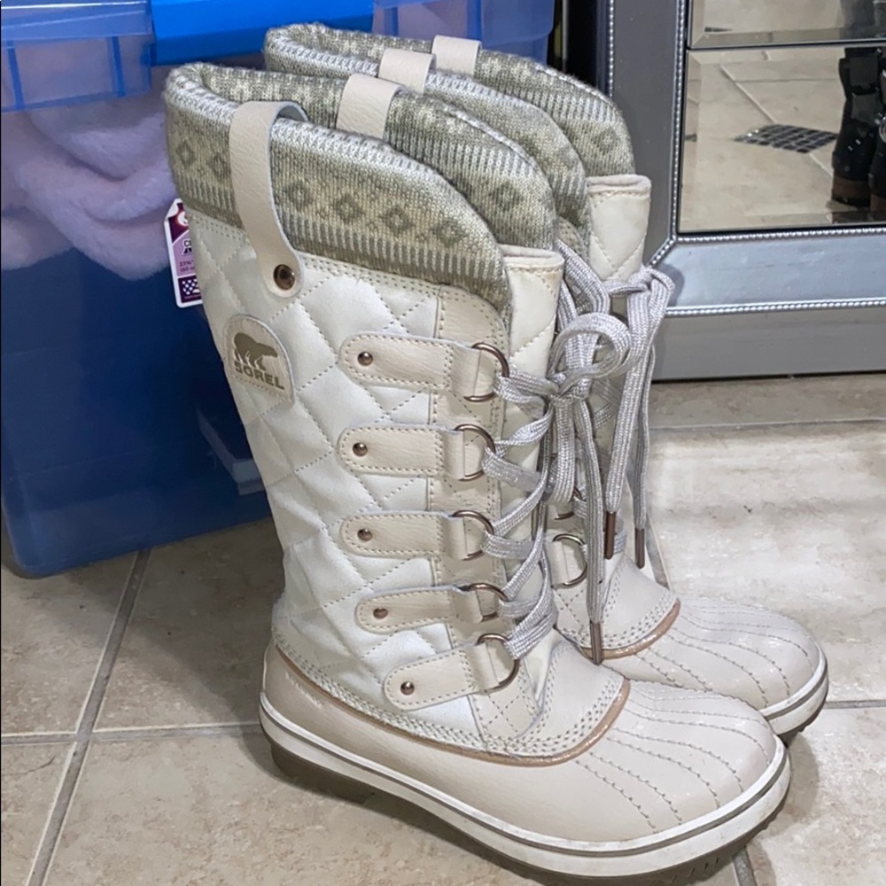 Sorel waterproof boots